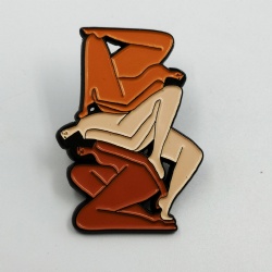 soft enamel black dye metal pin badge