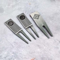 anti silver golf divot tool