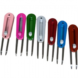 Extension- type golf divot tool with ball marker